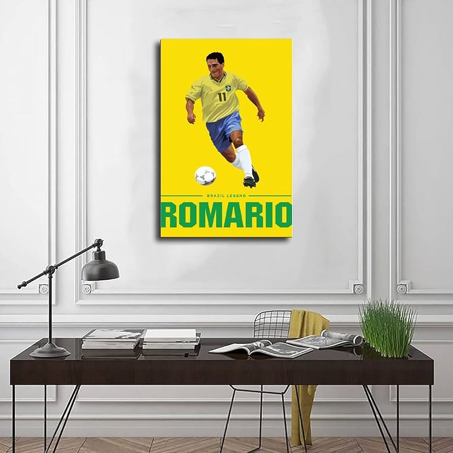 静　サッカーポスター　8枚　ロマーリオ 他　51cm×72.5cm程度 静 サッカーポスター 8枚 ロマーリオ 他 51cm×72.5cm程度 静